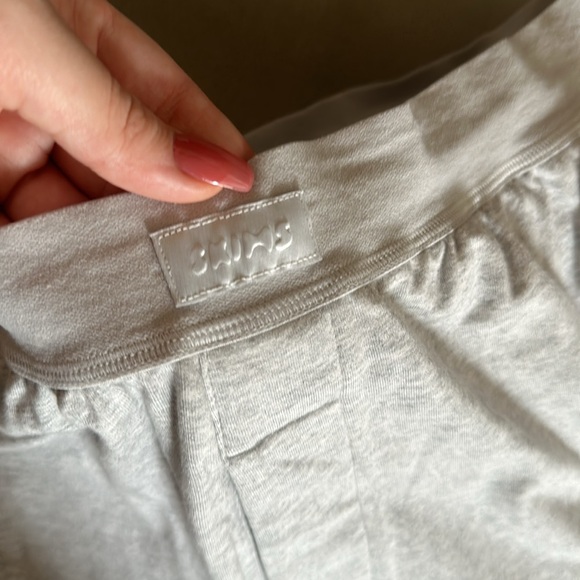 SKIMS boyfriend loose pant - Picture 7 of 8